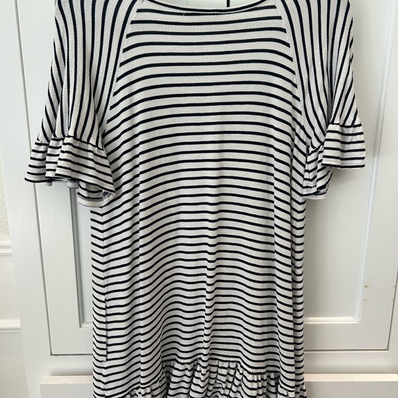 Max Studio Black and White Striped Mini Dress - Picture 3 of 4